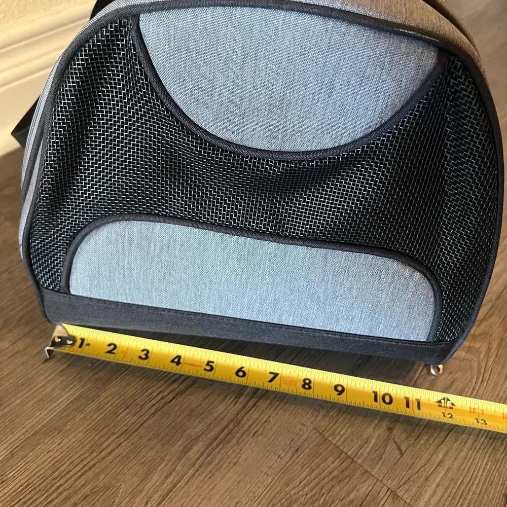 Nautica small pet carrier NEW